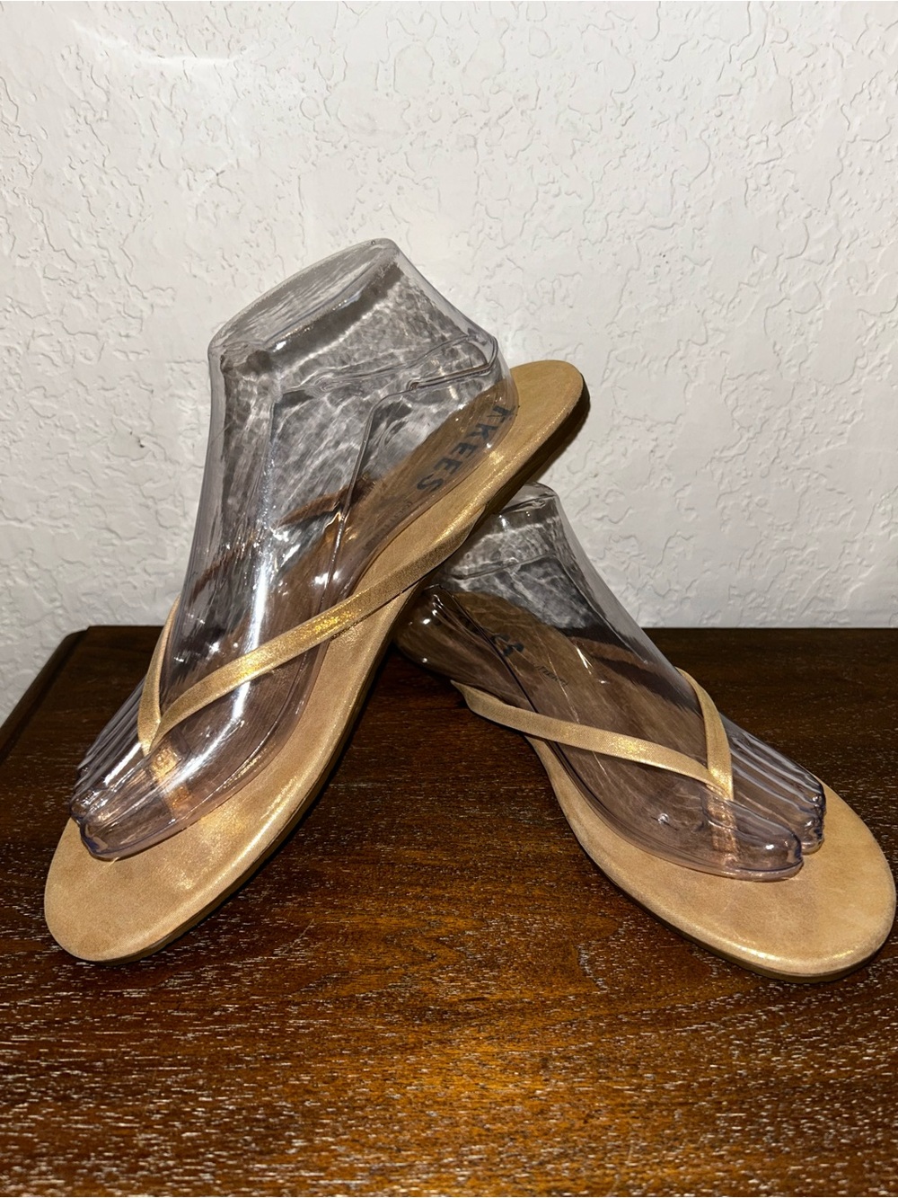 TKEES Glitters Metallic Gold Leather Thong Flip Flop Sandal Shoes